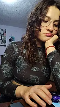 Snapshot of lindasyt chatting on 16, 2, 2026 lindasyt online show from 16, 2, 2026