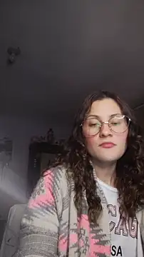 Snapshot of lindasyt chatting on 2, 3, 2026 lindasyt online show from 2, 3, 2026