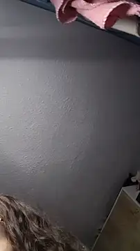 Snapshot of lindasyt chatting on 5, 3, 2026 lindasyt online show from 5, 3, 2026