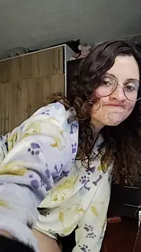 Snapshot of lindasyt chatting on 9, 3, 2026 lindasyt online show from 9, 3, 2026