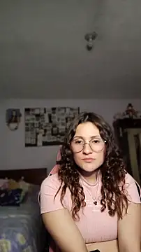 Snapshot of lindasyt chatting on 29, 3, 2026 lindasyt online show from 29, 3, 2026