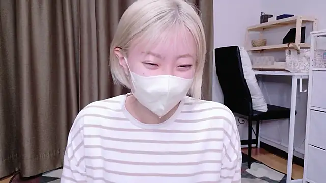 Snapshot of Nana__ch chatting on 16, 2, 2026 Nana ch online show from 16, 2, 2026