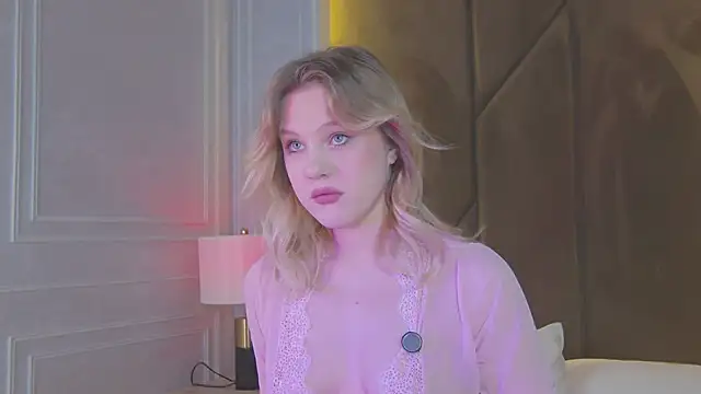 Snapshot of CaitlinSugar chatting on 15, 3, 2026 CaitlinSugar online show from 15, 3, 2026