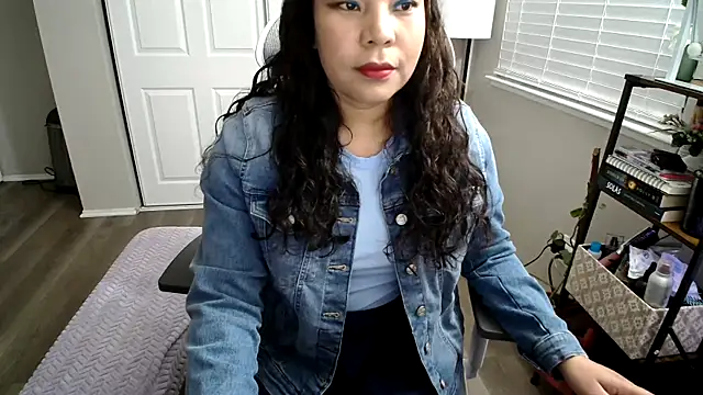 Snapshot of SHEILYN_ chatting on 7, 1, 2026 SHEILYN online show from 7, 1, 2026