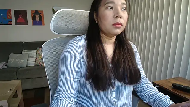 Snapshot of SHEILYN_ chatting on 23, 6, 2026 SHEILYN online show from 23, 6, 2026