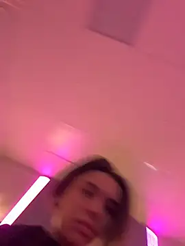 Snapshot of VioletAsh chatting on 6, 1, 2026 VioletAsh online show from 6, 1, 2026