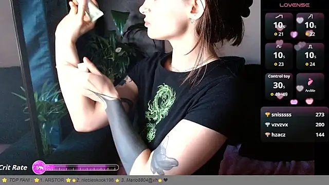 Snapshot of __Leyla__ chatting on 20, 4, 2026 Leyla online show from 20, 4, 2026