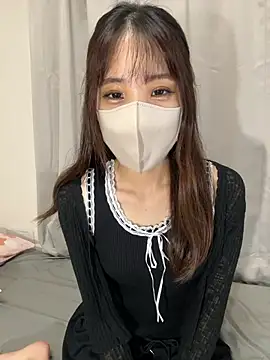 Snapshot of riri__nyan_o0 chatting on 6, 10, 2025 riri nyan o0 online show from 6, 10, 2025