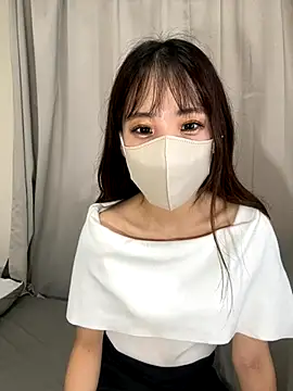 Snapshot of riri__nyan_o0 chatting on 12, 10, 2025 riri nyan o0 online show from 12, 10, 2025