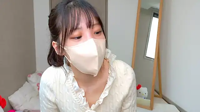 Snapshot of riri__nyan_o0 chatting on 29, 3, 2026 riri nyan o0 online show from 29, 3, 2026