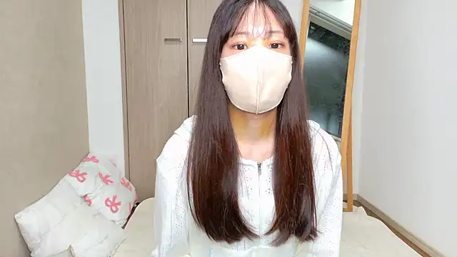 Snapshot of riri__nyan_o0 chatting on 14, 4, 2026 riri nyan o0 online show from 14, 4, 2026