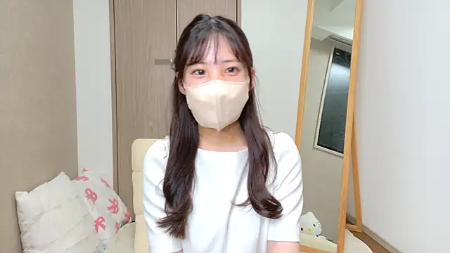 Snapshot of riri__nyan_o0 chatting on 16, 4, 2026 riri nyan o0 online show from 16, 4, 2026