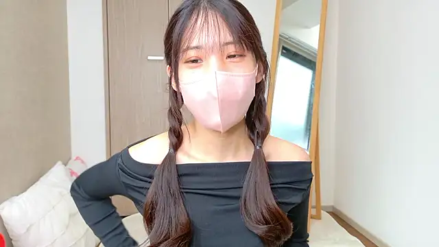 Snapshot of riri__nyan_o0 chatting on 23, 4, 2026 riri nyan o0 online show from 23, 4, 2026