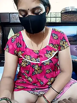 Snapshot of Priyanka_Pal chatting on 10, 11, 2025 Priyanka Pal online show from 10, 11, 2025