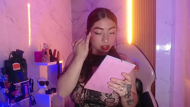 Snapshot of Sophia_tf chatting on 11, 2, 2026 Sophia tf online show from 11, 2, 2026