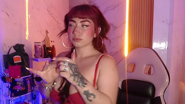 Snapshot of Sophia_tf chatting on 13, 2, 2026 Sophia tf online show from 13, 2, 2026