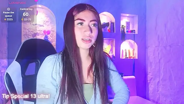 Snapshot of Sophia_tf chatting on 27, 3, 2026 Sophia tf online show from 27, 3, 2026