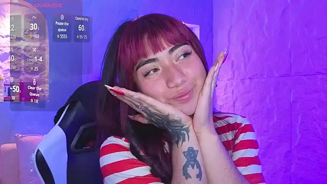 Snapshot of Sophia_tf chatting on 9, 4, 2026 Sophia tf online show from 9, 4, 2026