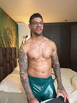 Tomy maylon online show from 26, 11, 2025