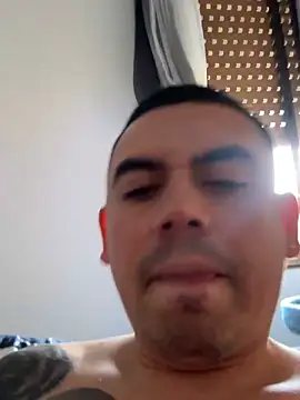 Snapshot of davidxxx099 chatting on 25, 3, 2026 davidxxx099 online show from 25, 3, 2026