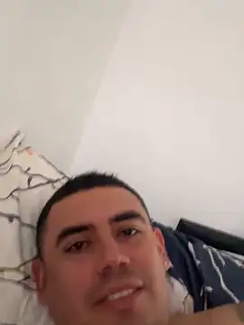 Snapshot of davidxxx099 chatting on 1, 4, 2026 davidxxx099 online show from 1, 4, 2026