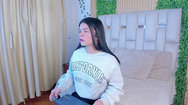 Snapshot of Jade_Nmm chatting on 19, 1, 2026 Jade Nmm online show from 19, 1, 2026