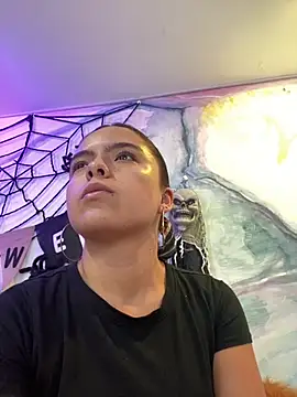 EmilyHarperr online show from 29, 10, 2025