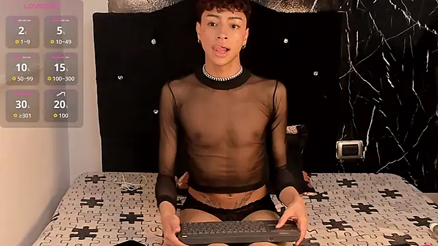 owen sexy25 online show from 24, 10, 2025