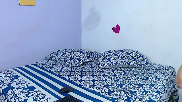 Snapshot of onixandghosty1 chatting on 11, 9, 2025 onixandghosty1 online show from 11, 9, 2025