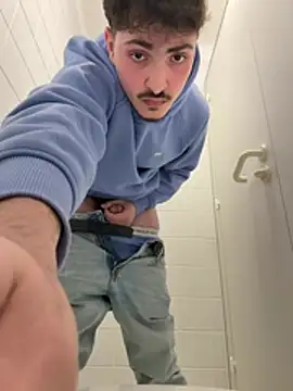 Snapshot of amo660 chatting on 26, 3, 2026 amo660 online show from 26, 3, 2026