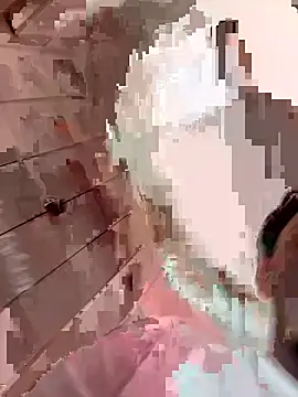 Snapshot of amo660 chatting on 13, 4, 2026 amo660 online show from 13, 4, 2026