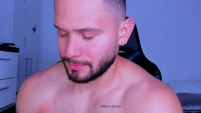 Snapshot of andrewcorey1 chatting on 20, 9, 2025 andrewcorey1 online show from 20, 9, 2025