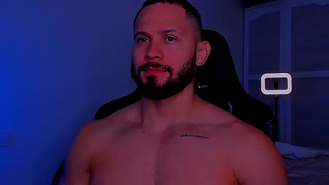 Snapshot of andrewcorey1 chatting on 19, 10, 2025 andrewcorey1 online show from 19, 10, 2025