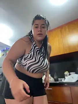 Snapshot of Tokio_Sakura chatting on 3, 4, 2026 Tokio Sakura online show from 3, 4, 2026