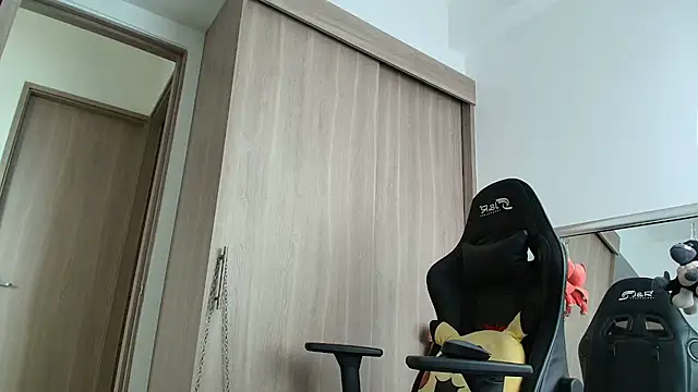 Snapshot of brunothompson3 chatting on 12, 9, 2025 brunothompson3 online show from 12, 9, 2025