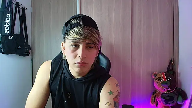 Snapshot of brunothompson3 chatting on 25, 9, 2025 brunothompson3 online show from 25, 9, 2025