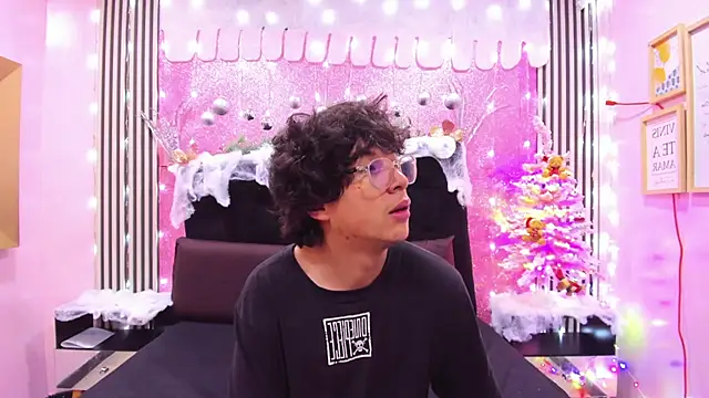 Desire Ecstasy online show from 19, 12, 2025