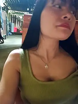 Snapshot of Nice-love chatting on 9, 9, 2025 Nice-love online show from 9, 9, 2025