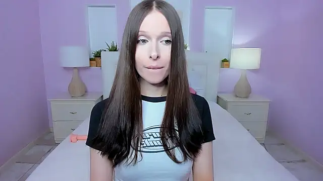 Snapshot of dark_k1tty chatting on 8, 4, 2026 dark k1tty online show from 8, 4, 2026