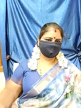Snapshot of sushma26 chatting on 24, 9, 2025 sushma26 online show from 24, 9, 2025
