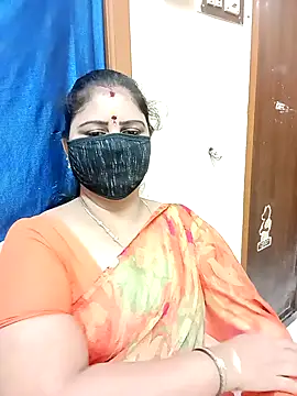 Snapshot of sushma26 chatting on 9, 11, 2025 sushma26 online show from 9, 11, 2025