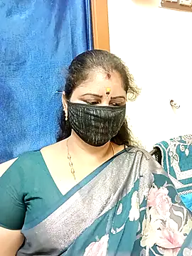 Snapshot of sushma26 chatting on 18, 12, 2025 sushma26 online show from 18, 12, 2025