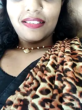 AnanyaKapoor89 online show from 18, 9, 2025