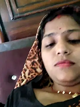 AnanyaKapoor89 online show from 25, 11, 2025