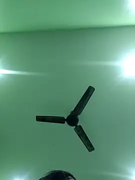 AnanyaKapoor89 online show from 27, 11, 2025