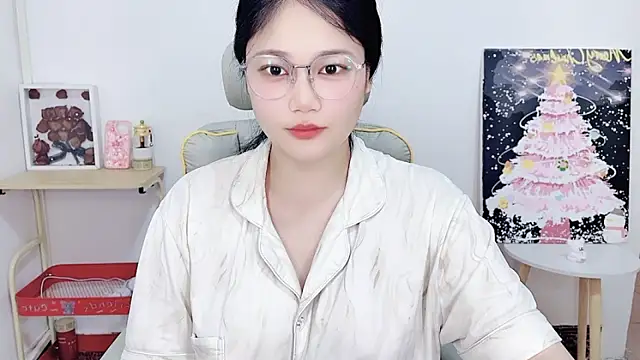 Snapshot of Dec-7758 chatting on 12, 6, 2026 Dec-7758 online show from 12, 6, 2026