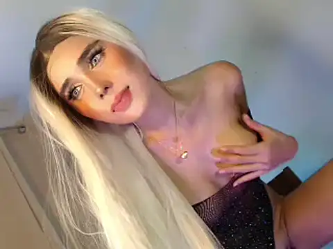 Snapshot of Onegreattransdiva chatting on 21, 4, 2026 Onegreattransdiva online show from 21, 4, 2026