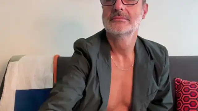 Snapshot of Milkywaymen chatting on 15, 9, 2025 Milkywaymen online show from 15, 9, 2025