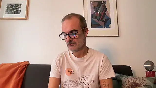 Snapshot of Milkywaymen chatting on 7, 11, 2025 Milkywaymen online show from 7, 11, 2025