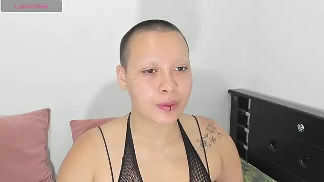 Cherry vald online show from 12, 3, 2026